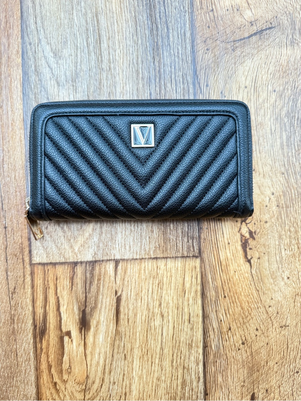 Victoria's Secret Black Quilted Chevron Large Zip Around Continental Wallet